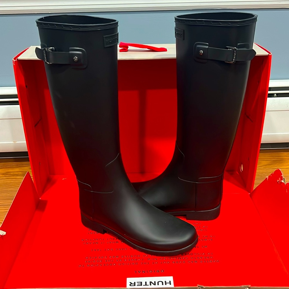 Hunter Rain Boots black size 9